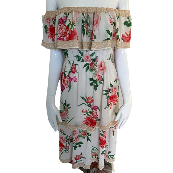 Lulu’s floral off-the-shoulder tiered midi dress - Picture 4 of 10